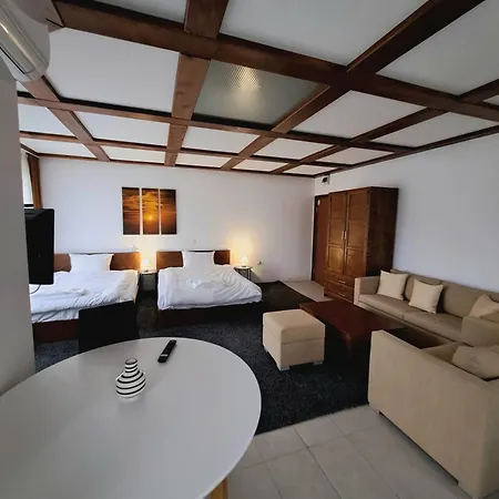 Pensión цветелина и митко