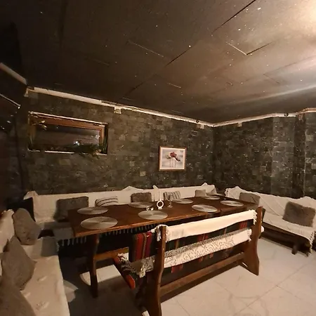 Homely 招待所 3*